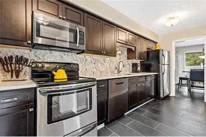 1129 Roselawn Lane SE, Marietta, GA 30067 - Photo 7