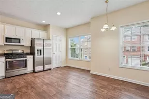 529 Lantern Wood Dr, Scottdale, GA 30079 - Photo 7