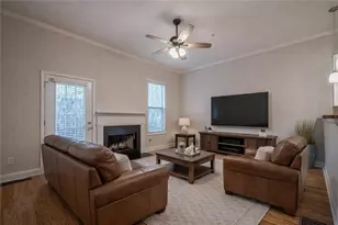 1949 Sterling Oaks Cir NE, Atlanta, GA 30319 - Photo 7