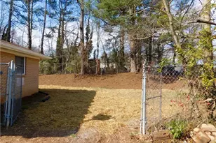 260 Opal Dr, Roswell, GA 30075 - Photo 11