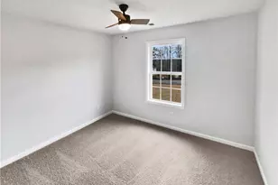 297 Lambert Overlook Cir, Carrollton, GA 30117 - Photo 13