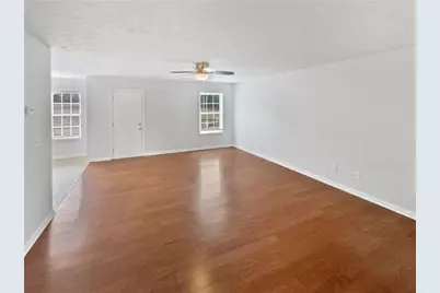 297 Lambert Overlook Circle, Carrollton, GA 30117 - Photo 3