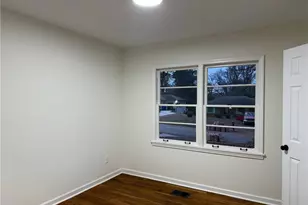 2996 Laguna Dr, Decatur, GA 30032 - Photo 11