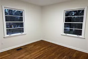 2996 Laguna Dr, Decatur, GA 30032 - Photo 9