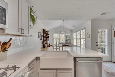 2061 Greenhill Pass, Canton, GA 30114 - Photo 11