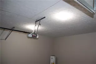 932 Granite Springs Ln, Stone Mountain, GA 30083 - Photo 19