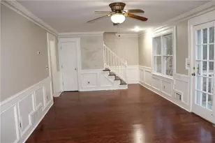 932 Granite Springs Ln, Stone Mountain, GA 30083 - Photo 11