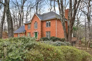 1967 Rolling House Ln NE, Marietta, GA 30068 - Photo 3