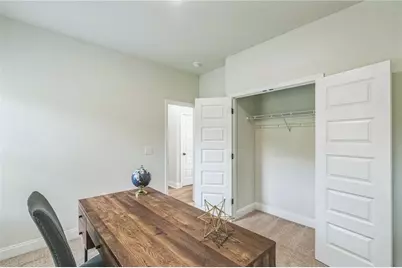 623 Hamilton E Holmes Drive NW, Atlanta, GA 30318 - Photo 15