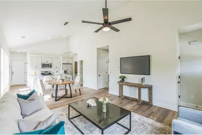 623 Hamilton E Holmes Drive NW, Atlanta, GA 30318 - Photo 5