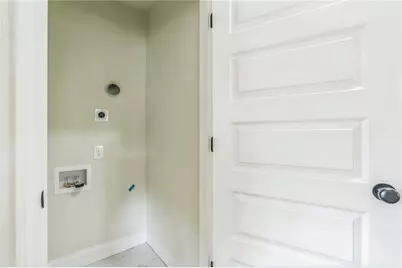 623 Hamilton E Holmes Drive NW, Atlanta, GA 30318 - Photo 25