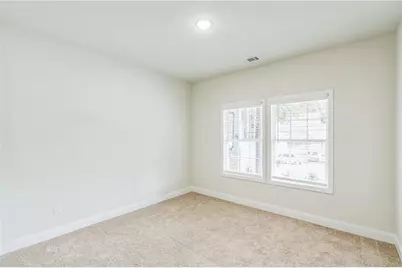 623 Hamilton E Holmes Drive NW, Atlanta, GA 30318 - Photo 17