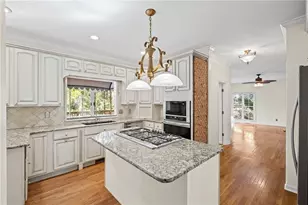 4035 Willows Way, Marietta, GA 30062 - Photo 17