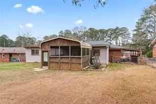 1888 Janet Ln, Decatur, GA 30035 - Photo 7