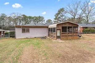 1888 Janet Ln, Decatur, GA 30035 - Photo 5