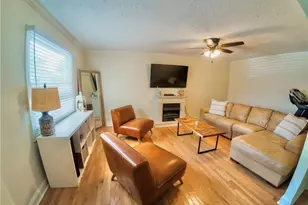 3905 Hunt Dr, Gainesville, GA 30507 - Photo 5