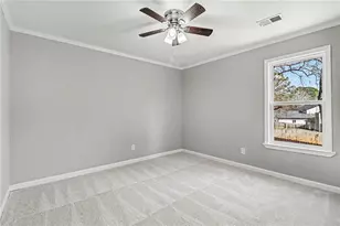 1035 Dominion Ct, Lawrenceville, GA 30044 - Photo 15