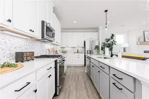 866 Leraes Way, Loganville, GA 30052 - Photo 9