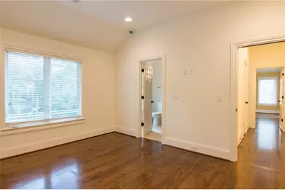 4169 Carmain Drive NE, Atlanta, GA 30342 - Photo 37