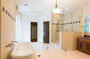 4169 Carmain Dr NE, Atlanta, GA 30342 - Photo 23