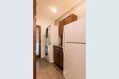 4169 Carmain Drive NE, Atlanta, GA 30342 - Photo 15