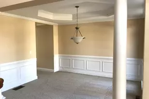 527 Huntington Downs, Alpharetta, GA 30005 - Photo 3