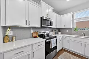 1104 Elyse Ln, Mableton, GA 30126 - Photo 11