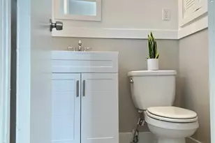 1187 Lynmoor Dr, Brookhaven, GA 30319 - Photo 9