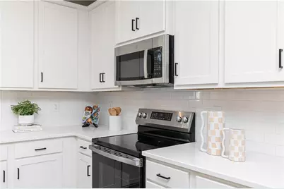 3475 Tristens Cove Walk, Loganville, GA 30052 - Photo 11