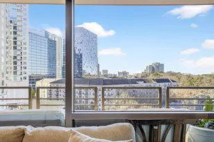 700 Park Regency Pl NE, Atlanta, GA 30326 - Photo 9