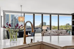 700 Park Regency Pl NE, Atlanta, GA 30326 - Photo 19