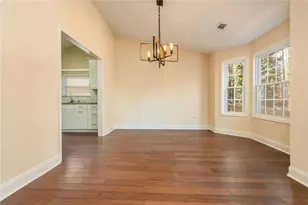 4207 Harris Ridge Ct, Roswell, GA 30076 - Photo 9