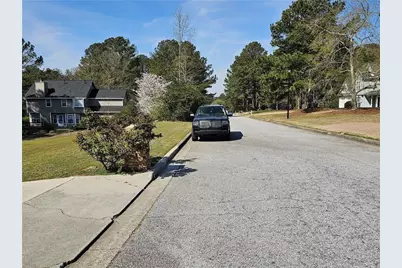 8425 Falling Rocks Way, Lithonia, GA 30058 - Photo 31