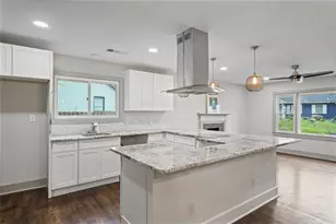 664 Florence Pl NW, Atlanta, GA 30318 - Photo 11