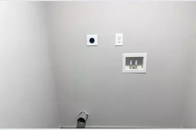 664 Florence Place NW, Atlanta, GA 30318 - Photo 13