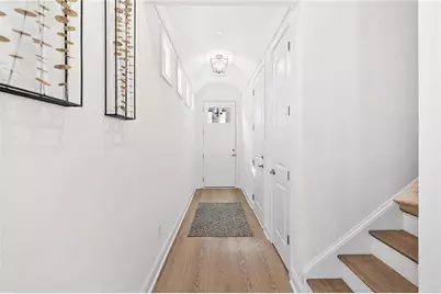 110 Via Roma, Woodstock, GA 30188 - Photo 3