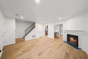 2811 Queen Anne Ct, Atlanta, GA 30350 - Photo 5