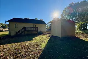 208 Maple Street S, Dawsonville, GA 30534 - Photo 19