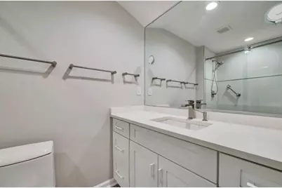 1074 Peachtree Walk NE #B504, Atlanta, GA 30309 - Photo 15