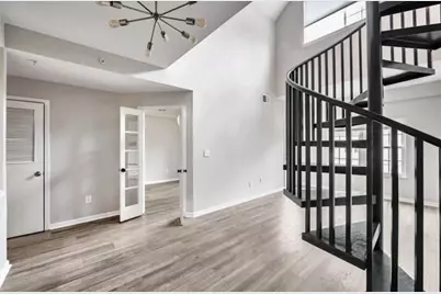 1074 Peachtree Walk NE #B504, Atlanta, GA 30309 - Photo 5