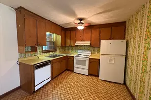 179 Garrison Dr, Cleveland, GA 30528 - Photo 3