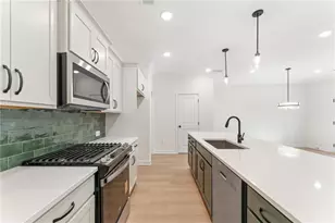 671 Sunstone Ln, Lawrenceville, GA 30043 - Photo 9