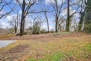 725 Matilda Pl NW, Atlanta, GA 30318 - Photo 27