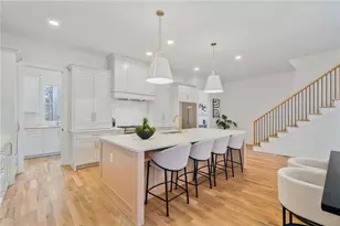 2171 James Aly, Atlanta, GA 30345 - Photo 27