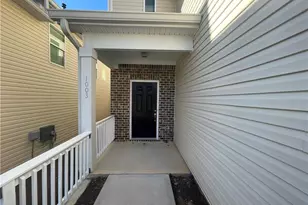 1003 Valley Rock Dr, Lithonia, GA 30058 - Photo 5