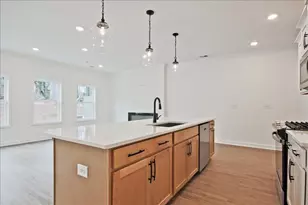 669 Sunstone Ln, Lawrenceville, GA 30043 - Photo 17