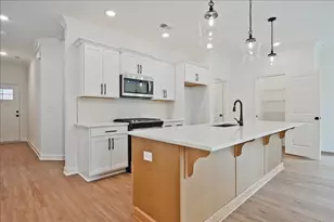 669 Sunstone Ln, Lawrenceville, GA 30043 - Photo 15