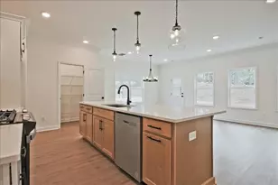 669 Sunstone Ln, Lawrenceville, GA 30043 - Photo 17