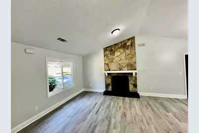 723 Inland Way, Lilburn, GA 30047 - Photo 3