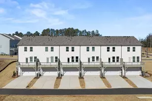 6736 Leigh St, Flowery Branch, GA 30542 - Photo 3